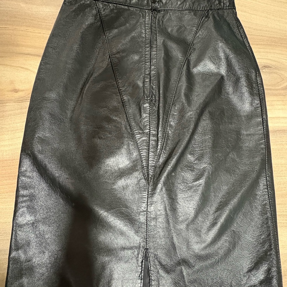 3/30$ Vintage The Midway Leather Pencil Skirt